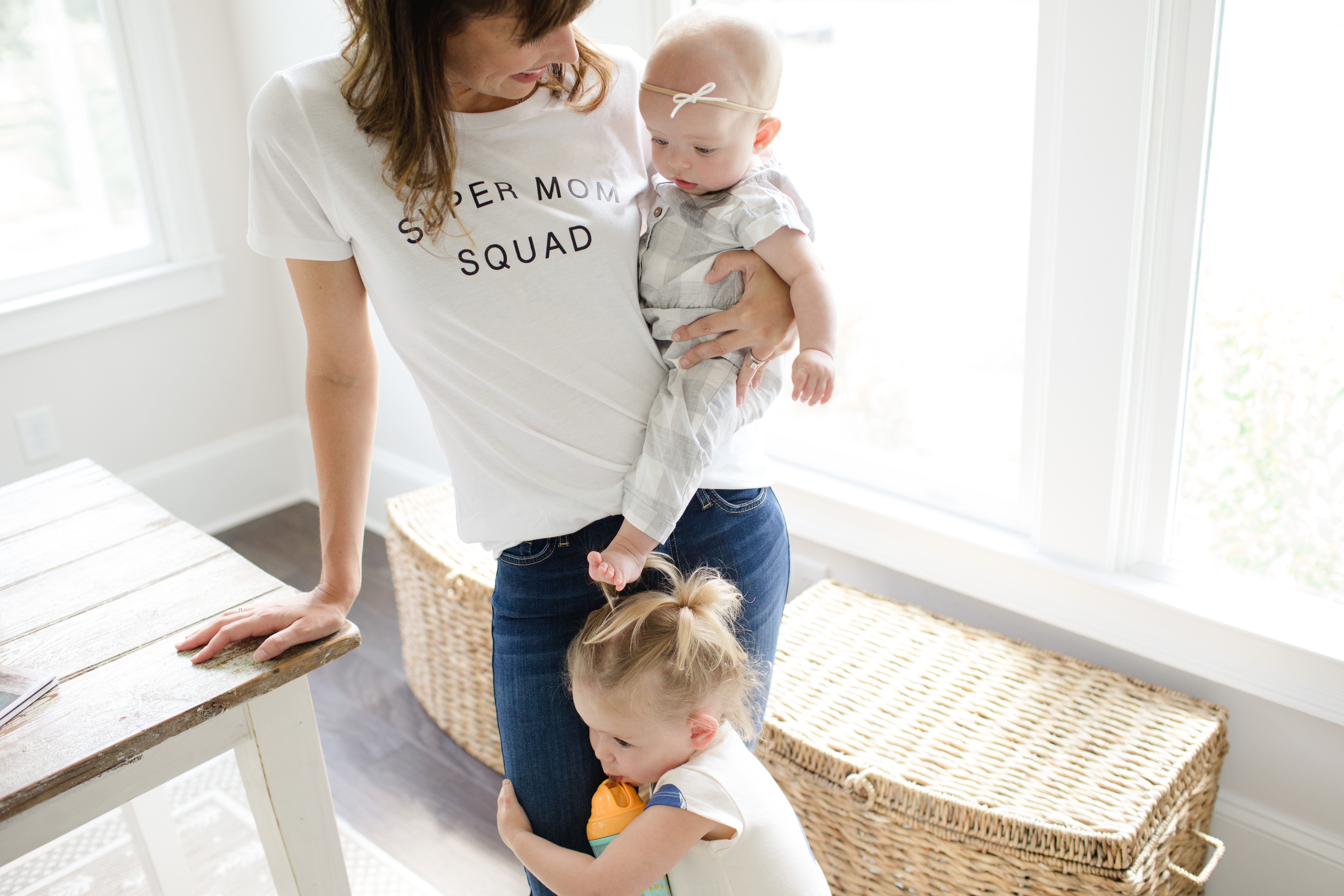 It seems like everyone you know now, has a side-hustle, right? Motherhood and Lifestyle Blogger Meghan Basinger is sharing how Modern Mommas now manage it all and maintain their side-hustle. 