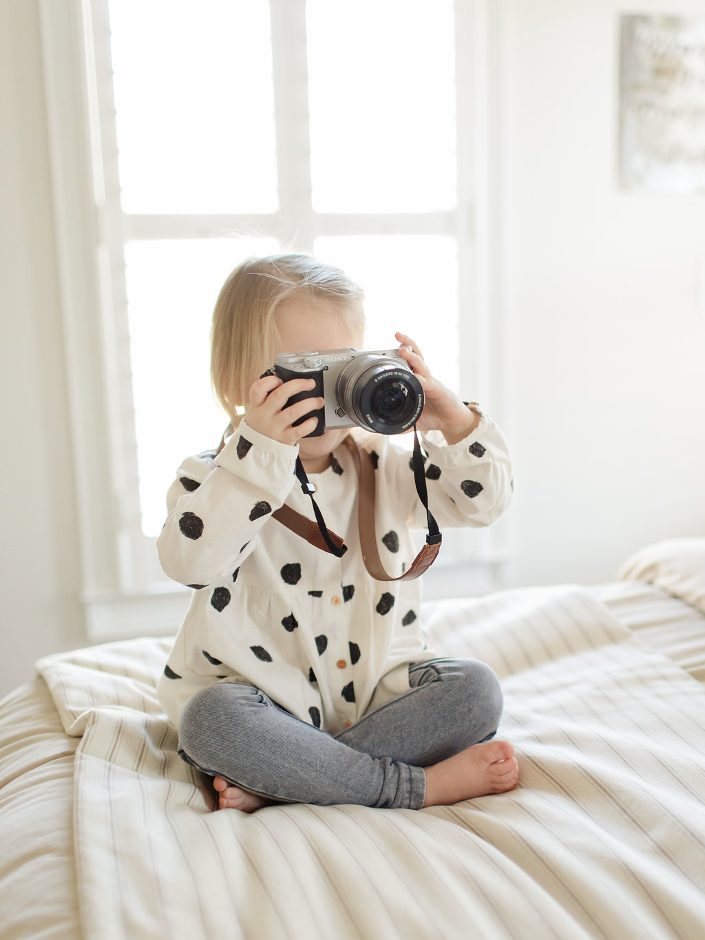 Dealing with toddler transitions? You need to bookmark this post ASAP! Lifestyle and Motherhood blogger Meghan Basinger is sharing her top toddler transitions. 